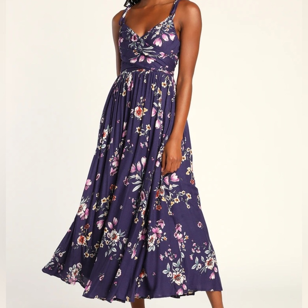 Lulus purple floral maxi dress excellent condition